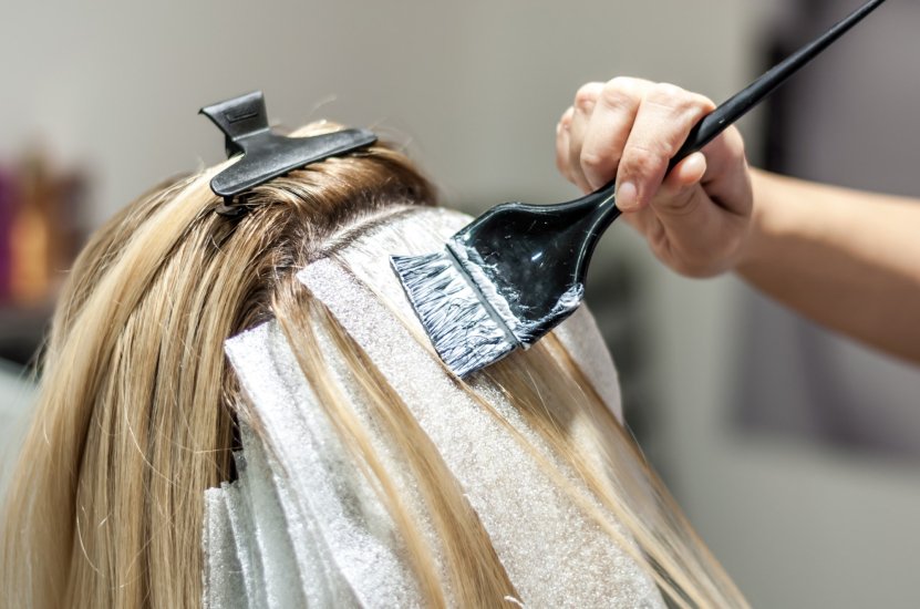 Mechas clásicas en peluquería en Montequinto